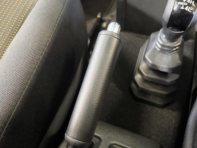 ジムニーシエラ ＪＣ　４ＷＤ　純正ナビ　衝突軽減装置　禁煙車　バックカメラ　シートヒーター　ドライブレコーダー　ＬＥＤヘッド　ＥＴＣ　クルーズコントロール　オートライト　オートエアコン　ｂｌｕｅｔｏｏｔｈ　スマートキー（43枚目）
