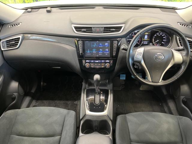 エクストレイル ２０Ｘ　禁煙車　純正８型ナビＴＶ　バックカメラ　ＬＥＤヘッド　純正１７インチＡＷ　電動バックドア　スエード調ファブリックシート　カーペットインテリア　ＥＴＣ　Ｂｌｕｅｔｏｏｔｈ　シートヒーター　ＤＶＤ再生（2枚目）