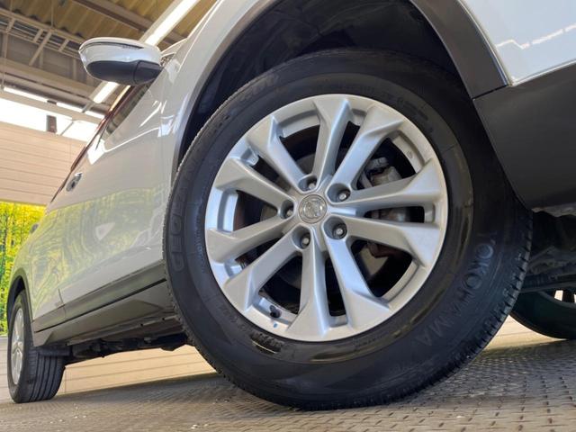 エクストレイル ２０Ｘ　禁煙車　純正８型ナビＴＶ　バックカメラ　ＬＥＤヘッド　純正１７インチＡＷ　電動バックドア　スエード調ファブリックシート　カーペットインテリア　ＥＴＣ　Ｂｌｕｅｔｏｏｔｈ　シートヒーター　ＤＶＤ再生（13枚目）