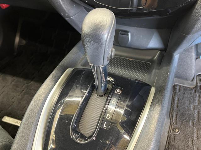 エクストレイル ２０Ｘ　禁煙車　純正８型ナビＴＶ　バックカメラ　ＬＥＤヘッド　純正１７インチＡＷ　電動バックドア　スエード調ファブリックシート　カーペットインテリア　ＥＴＣ　Ｂｌｕｅｔｏｏｔｈ　シートヒーター　ＤＶＤ再生（24枚目）