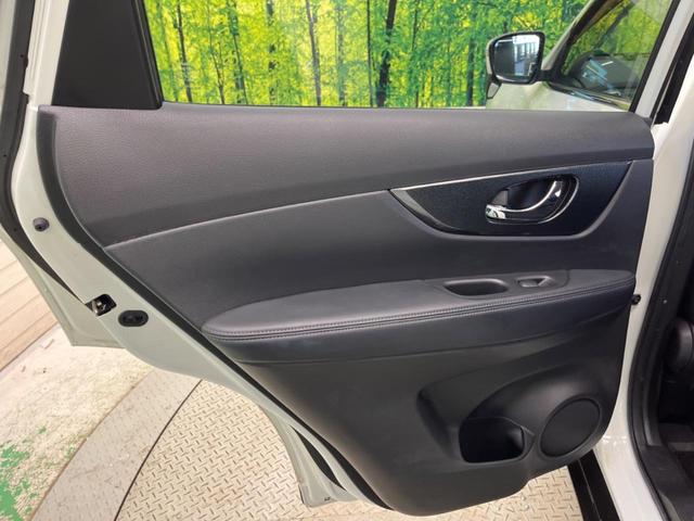 エクストレイル ２０Ｘ　禁煙車　純正８型ナビＴＶ　バックカメラ　ＬＥＤヘッド　純正１７インチＡＷ　電動バックドア　スエード調ファブリックシート　カーペットインテリア　ＥＴＣ　Ｂｌｕｅｔｏｏｔｈ　シートヒーター　ＤＶＤ再生（42枚目）