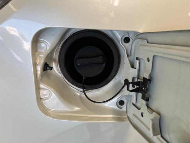 エクストレイル ２０Ｘ　禁煙車　純正８型ナビＴＶ　バックカメラ　ＬＥＤヘッド　純正１７インチＡＷ　電動バックドア　スエード調ファブリックシート　カーペットインテリア　ＥＴＣ　Ｂｌｕｅｔｏｏｔｈ　シートヒーター　ＤＶＤ再生（60枚目）