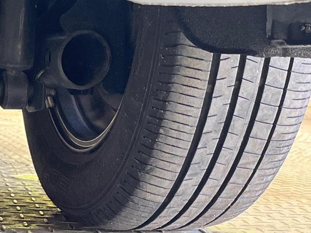 セレナ ｅ－パワー　ハイウェイスターＶ　セーフティパックＢ　禁煙車　純正９型ナビＴＶ　純正１１型後席モニター　アラウンドビューモニタ　両側ハンズフリー電動ドア　衝突軽減　プロパイロット　インテリジェントルームミラー　電動パーキングブレーキ（23枚目）