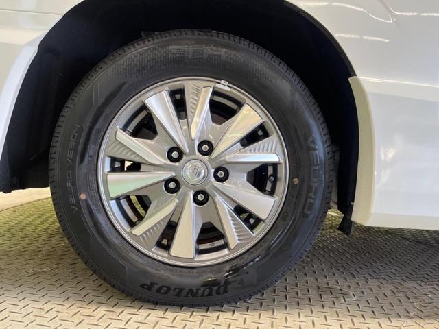 セレナ ｅ－パワー　ハイウェイスターＶ　セーフティパックＢ　禁煙車　純正９型ナビＴＶ　純正１１型後席モニター　アラウンドビューモニタ　両側ハンズフリー電動ドア　衝突軽減　プロパイロット　インテリジェントルームミラー　電動パーキングブレーキ（30枚目）