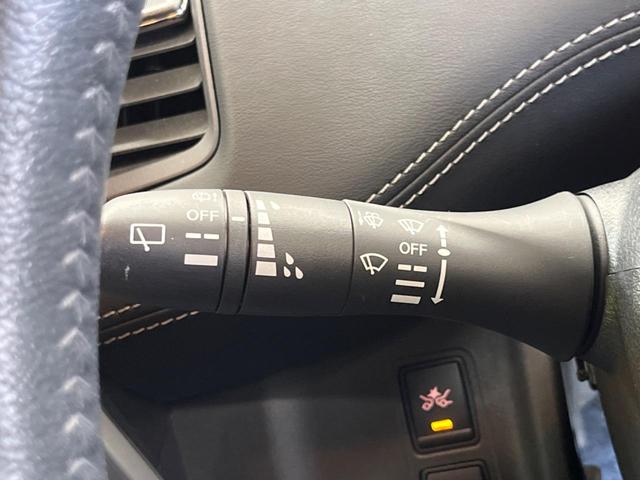 セレナ ｅ－パワー　ハイウェイスターＶ　セーフティパックＢ　禁煙車　純正９型ナビＴＶ　純正１１型後席モニター　アラウンドビューモニタ　両側ハンズフリー電動ドア　衝突軽減　プロパイロット　インテリジェントルームミラー　電動パーキングブレーキ（57枚目）