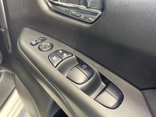 セレナ ｅ－パワー　ハイウェイスターＶ　セーフティパックＢ　禁煙車　純正９型ナビＴＶ　純正１１型後席モニター　アラウンドビューモニタ　両側ハンズフリー電動ドア　衝突軽減　プロパイロット　インテリジェントルームミラー　電動パーキングブレーキ（66枚目）