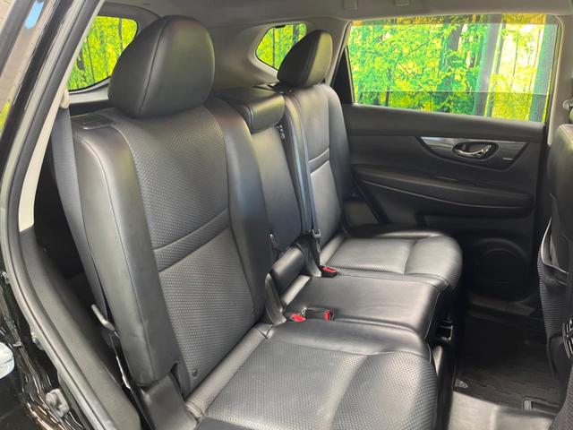 エクストレイル 20Xtt エマージェンシーブレーキパッケージ 7人乗 禁煙車 11型ディスプレイオーディオ 衝突被害軽減 LEDヘッド 純正18インチAW 電動バックドア AppleCarPlay ETC シートヒーター 革巻ステアリング デュアルオートエアコン(10枚目)