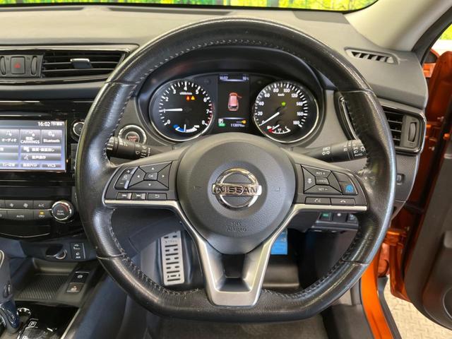 エクストレイル ２０Ｘ　ハイブリッド　４ＷＤ　パノラミックガラスルーフ　禁煙車　メーカーナビフルセグ　アラウンドビューモニタ　プロパイロット　衝突軽減　ＬＥＤヘッド　純正１７インチＡＷ　ルーフレール　電動バックドア　前後席シートヒーター（6枚目）