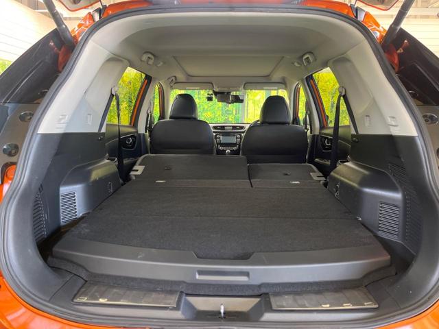 エクストレイル ２０Ｘ　ハイブリッド　４ＷＤ　パノラミックガラスルーフ　禁煙車　メーカーナビフルセグ　アラウンドビューモニタ　プロパイロット　衝突軽減　ＬＥＤヘッド　純正１７インチＡＷ　ルーフレール　電動バックドア　前後席シートヒーター（43枚目）