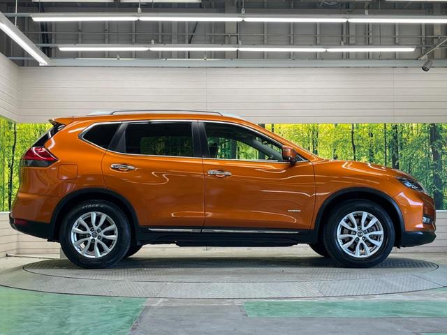 エクストレイル ２０Ｘ　ハイブリッド　４ＷＤ　パノラミックガラスルーフ　禁煙車　メーカーナビフルセグ　アラウンドビューモニタ　プロパイロット　衝突軽減　ＬＥＤヘッド　純正１７インチＡＷ　ルーフレール　電動バックドア　前後席シートヒーター（57枚目）