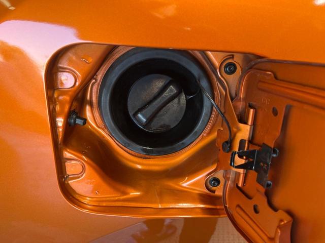 エクストレイル ２０Ｘ　ハイブリッド　４ＷＤ　パノラミックガラスルーフ　禁煙車　メーカーナビフルセグ　アラウンドビューモニタ　プロパイロット　衝突軽減　ＬＥＤヘッド　純正１７インチＡＷ　ルーフレール　電動バックドア　前後席シートヒーター（64枚目）