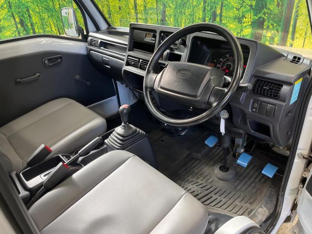 サンバートラック ＴＢ　プロ仕様パッケージ　走行３０４４０ｋｍ　４ＷＤ　５速ＭＴ　エアコン　パワーステアリング　純正ＦＭ／ＡＭラジオ　歩み板対応アオリ　オフロードタイヤ（2枚目）