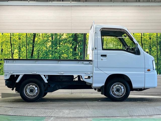 サンバートラック ＴＢ　プロ仕様パッケージ　走行３０４４０ｋｍ　４ＷＤ　５速ＭＴ　エアコン　パワーステアリング　純正ＦＭ／ＡＭラジオ　歩み板対応アオリ　オフロードタイヤ（38枚目）
