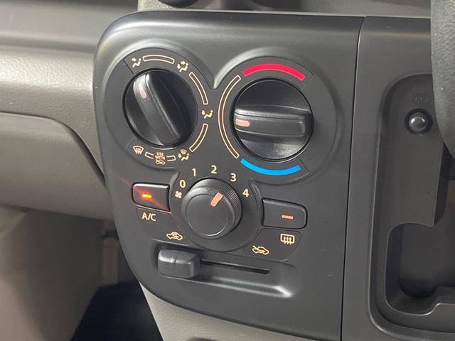 NV100クリッパーバン DX ハイルーフ 禁煙車 純正ナビフルセグ キーレスエントリー プライバシーガラス オーバーヘッドシェルフ Bluetooth オートライト DVD再生 AUX接続(6枚目)