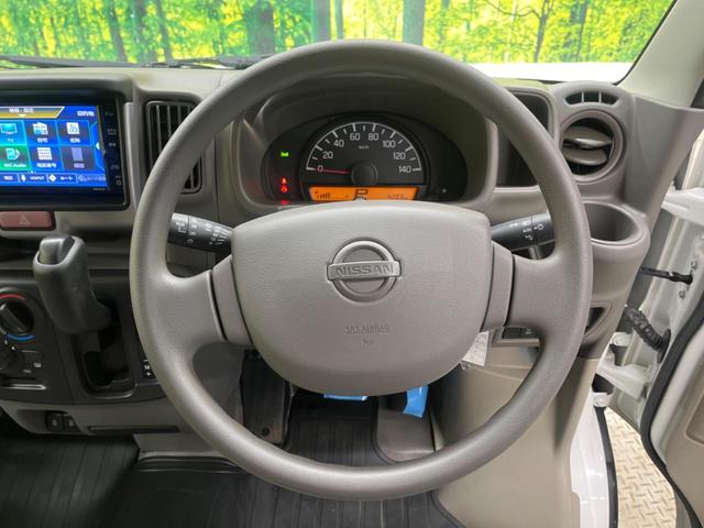 NV100クリッパーバン DX ハイルーフ 禁煙車 純正ナビフルセグ キーレスエントリー プライバシーガラス オーバーヘッドシェルフ Bluetooth オートライト DVD再生 AUX接続(10枚目)