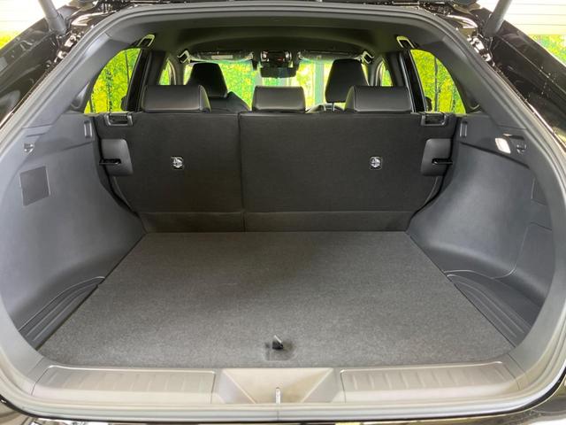 ハリアーハイブリッド Ｇ　登録済未使用車　純正１２．３型ディスプレイＴＶ　バックカメラ　セーフティセンス　レーダークルーズ　ブラインドスポットモニタ　デジタルインナーミラー　ドライブレコーダー　ＥＴＣ２．０　電動バックドア（11枚目）