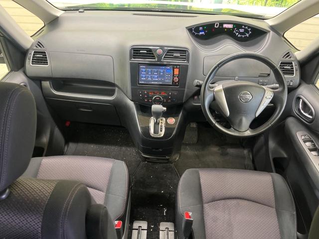 セレナ ハイウェイスター　Ｓ－ハイブリッド　禁煙車　純正ナビフルセグ　フリップダウンモニター　両側電動ドア　バックカメラ　ＨＩＤヘッド　純正１６インチＡＷ　クルーズコントロール　後席オートエアコン　後席サンシェード　ＥＴＣ　ＤＶＤ再生（2枚目）