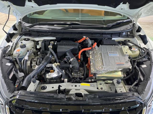 キックス Ｘ　ツートーンインテリアエディション　禁煙車　ナビフルセグ　アラウンドビューモニタ　プロパイロット　衝突被害軽減　ＬＥＤヘッド　純正１７インチＡＷ　電動パーキングブレーキ　シートヒーター　インテリジェントルームミラー　ＥＴＣ（19枚目）