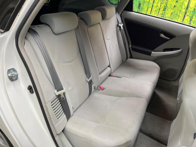 プリウス S 禁煙車 純正ナビフルセグ バックカメラ 純正15インチAW フロントフォグランプ ETC Bluetooth スマートキー オートエアコン オートライト ステアリングリモコン DVD再生 6スピーカー(9枚目)