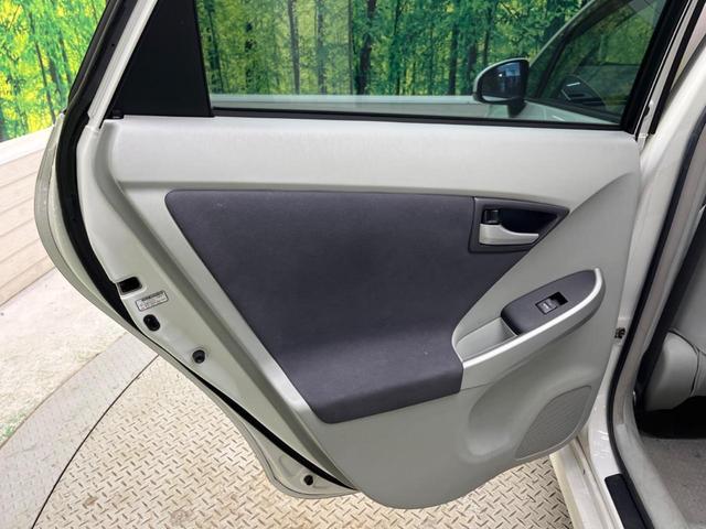 プリウス S 禁煙車 純正ナビフルセグ バックカメラ 純正15インチAW フロントフォグランプ ETC Bluetooth スマートキー オートエアコン オートライト ステアリングリモコン DVD再生 6スピーカー(40枚目)