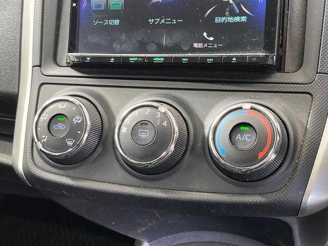 カローラフィールダー ＥＸ　５速ＭＴ　禁煙車　ナビフルセグ　セーフティセンス　スマートキー　プライバシーガラス　Ｂｌｕｅｔｏｏｔｈ　プリクラッシュ　レーンディパーチャーアラート　オートマチックハイビーム　ＤＶＤ再生（7枚目）