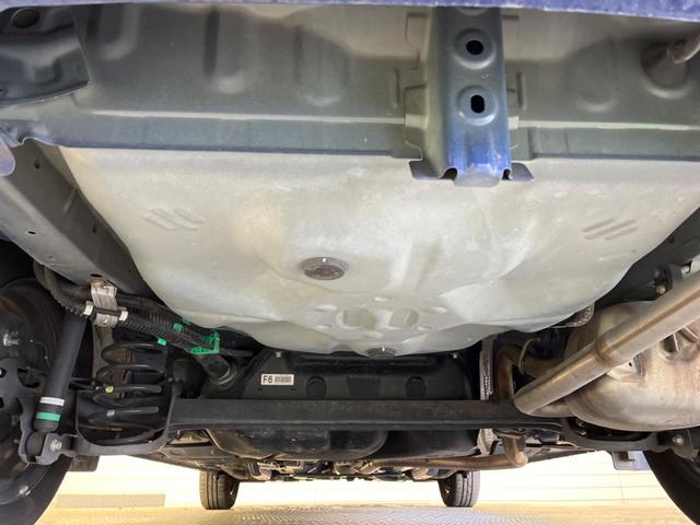 カローラフィールダー ＥＸ　５速ＭＴ　禁煙車　ナビフルセグ　セーフティセンス　スマートキー　プライバシーガラス　Ｂｌｕｅｔｏｏｔｈ　プリクラッシュ　レーンディパーチャーアラート　オートマチックハイビーム　ＤＶＤ再生（18枚目）