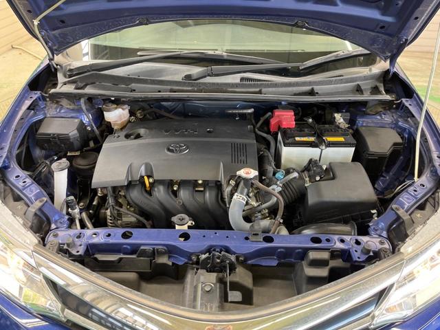 カローラフィールダー ＥＸ　５速ＭＴ　禁煙車　ナビフルセグ　セーフティセンス　スマートキー　プライバシーガラス　Ｂｌｕｅｔｏｏｔｈ　プリクラッシュ　レーンディパーチャーアラート　オートマチックハイビーム　ＤＶＤ再生（19枚目）