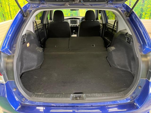 カローラフィールダー ＥＸ　５速ＭＴ　禁煙車　ナビフルセグ　セーフティセンス　スマートキー　プライバシーガラス　Ｂｌｕｅｔｏｏｔｈ　プリクラッシュ　レーンディパーチャーアラート　オートマチックハイビーム　ＤＶＤ再生（32枚目）