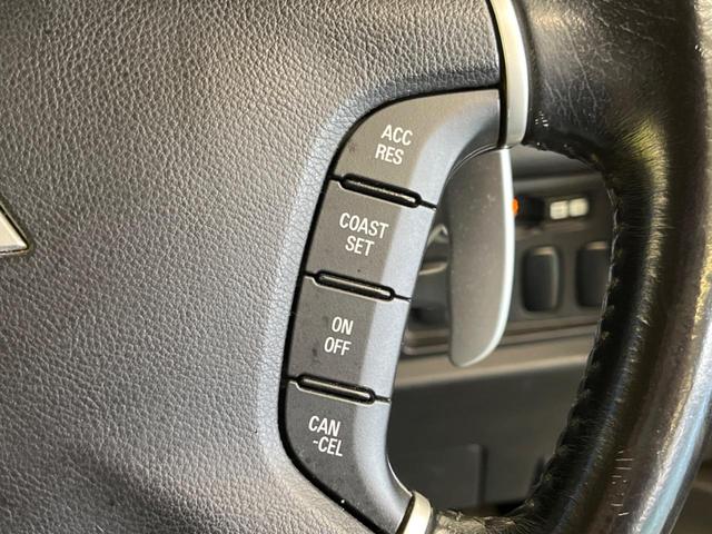 デリカＤ：５ Ｇ　パワーパッケージ　４ＷＤ　禁煙車　ナビフルセグ　ＡＭＥ１６インチＡＷ　黒内装　両側電動ドア　バックカメラ　クルーズコントロール　ＨＩＤヘッド　革巻ステアリング　パドルシフト　ＥＴＣ　Ｂｌｕｅｔｏｏｔｈ　ＤＶＤ再生（7枚目）