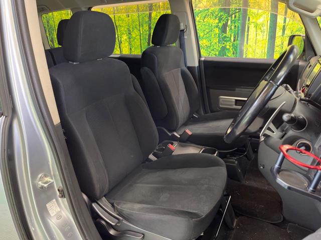 デリカＤ：５ Ｇ　パワーパッケージ　４ＷＤ　禁煙車　ナビフルセグ　ＡＭＥ１６インチＡＷ　黒内装　両側電動ドア　バックカメラ　クルーズコントロール　ＨＩＤヘッド　革巻ステアリング　パドルシフト　ＥＴＣ　Ｂｌｕｅｔｏｏｔｈ　ＤＶＤ再生（8枚目）