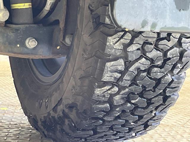 デリカＤ：５ Ｇ　パワーパッケージ　４ＷＤ　禁煙車　ナビフルセグ　ＡＭＥ１６インチＡＷ　黒内装　両側電動ドア　バックカメラ　クルーズコントロール　ＨＩＤヘッド　革巻ステアリング　パドルシフト　ＥＴＣ　Ｂｌｕｅｔｏｏｔｈ　ＤＶＤ再生（23枚目）