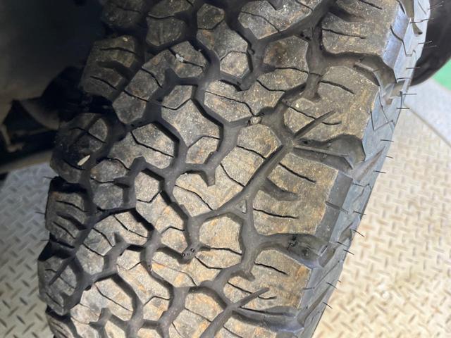 デリカＤ：５ Ｇ　パワーパッケージ　４ＷＤ　禁煙車　ナビフルセグ　ＡＭＥ１６インチＡＷ　黒内装　両側電動ドア　バックカメラ　クルーズコントロール　ＨＩＤヘッド　革巻ステアリング　パドルシフト　ＥＴＣ　Ｂｌｕｅｔｏｏｔｈ　ＤＶＤ再生（56枚目）