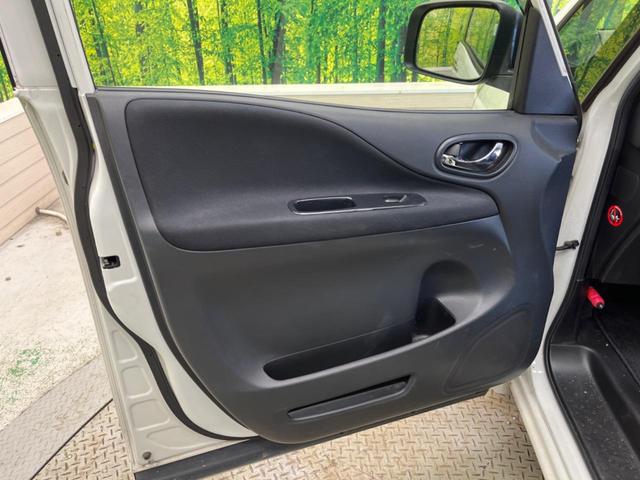 セレナ ハイウェイスター　Ｓ－ハイブリッド　Ｖエアロモード　禁煙車　純正ナビ　後席モニター　両側電動スライドドア　バックカメラ　ビルトインＥＴＣ　スマートキー　ＨＩＤヘッド　クルコン　オートライト　オートエアコン　リアエアコン　純正１６インチＡＷ（43枚目）