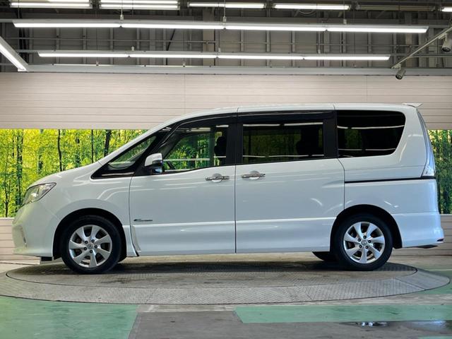 セレナ ハイウェイスター　Ｓ－ハイブリッド　Ｖエアロモード　禁煙車　純正ナビ　後席モニター　両側電動スライドドア　バックカメラ　ビルトインＥＴＣ　スマートキー　ＨＩＤヘッド　クルコン　オートライト　オートエアコン　リアエアコン　純正１６インチＡＷ（57枚目）