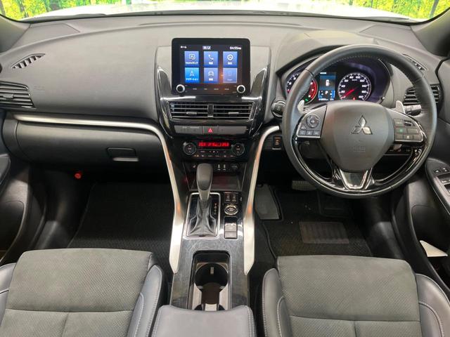 エクリプスクロス ブラックエディション　電動パノラマサンルーフ　４ＷＤ　純正８型ナビＴＶ　マルチアラウンドモニタ　ｅ－アシスト　マイパイロット　ルーフレール　ハンズフリー電動バックドア　専用半革シート　パワーシート　前後席シートヒーター（2枚目）