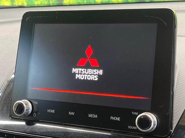 エクリプスクロス ブラックエディション　電動パノラマサンルーフ　４ＷＤ　純正８型ナビＴＶ　マルチアラウンドモニタ　ｅ－アシスト　マイパイロット　ルーフレール　ハンズフリー電動バックドア　専用半革シート　パワーシート　前後席シートヒーター（4枚目）