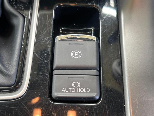 エクリプスクロス ブラックエディション　電動パノラマサンルーフ　４ＷＤ　純正８型ナビＴＶ　マルチアラウンドモニタ　ｅ－アシスト　マイパイロット　ルーフレール　ハンズフリー電動バックドア　専用半革シート　パワーシート　前後席シートヒーター（28枚目）