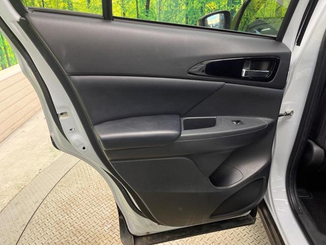 エクリプスクロス ブラックエディション　電動パノラマサンルーフ　４ＷＤ　純正８型ナビＴＶ　マルチアラウンドモニタ　ｅ－アシスト　マイパイロット　ルーフレール　ハンズフリー電動バックドア　専用半革シート　パワーシート　前後席シートヒーター（48枚目）