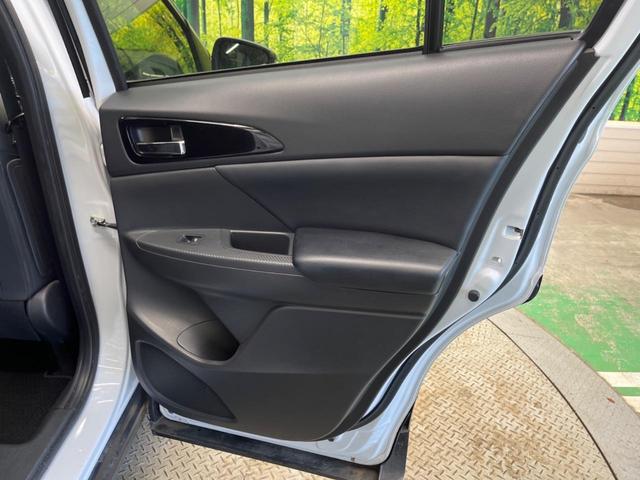 エクリプスクロス ブラックエディション　電動パノラマサンルーフ　４ＷＤ　純正８型ナビＴＶ　マルチアラウンドモニタ　ｅ－アシスト　マイパイロット　ルーフレール　ハンズフリー電動バックドア　専用半革シート　パワーシート　前後席シートヒーター（49枚目）