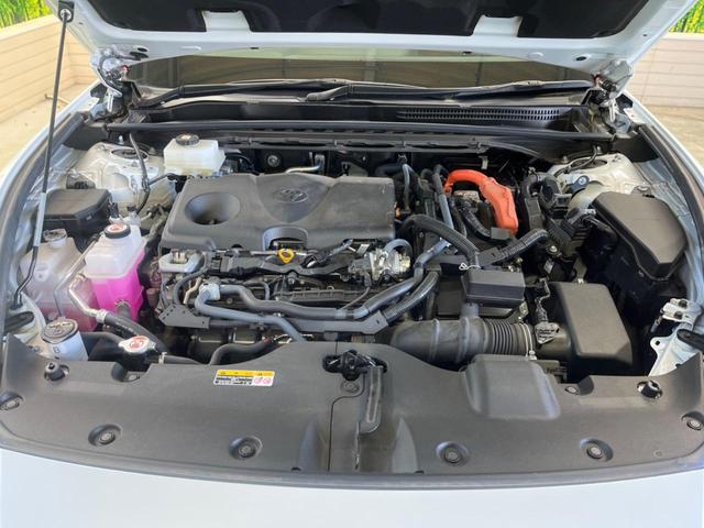 クラウンクロスオーバー Ｇレザーパッケージ　禁煙　純正１２．３型ディスプレイＴＶ　パノラミックビューモニタ　黒革　４眼ＬＥＤ　セーフティセンス　ブラインドスポットモニタ　純正２１インチＡＷ　パワーシート　ポジションメモリ　シートベンチレーション（19枚目）