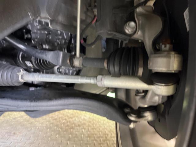 クラウンクロスオーバー Ｇレザーパッケージ　禁煙　純正１２．３型ディスプレイＴＶ　パノラミックビューモニタ　黒革　４眼ＬＥＤ　セーフティセンス　ブラインドスポットモニタ　純正２１インチＡＷ　パワーシート　ポジションメモリ　シートベンチレーション（20枚目）