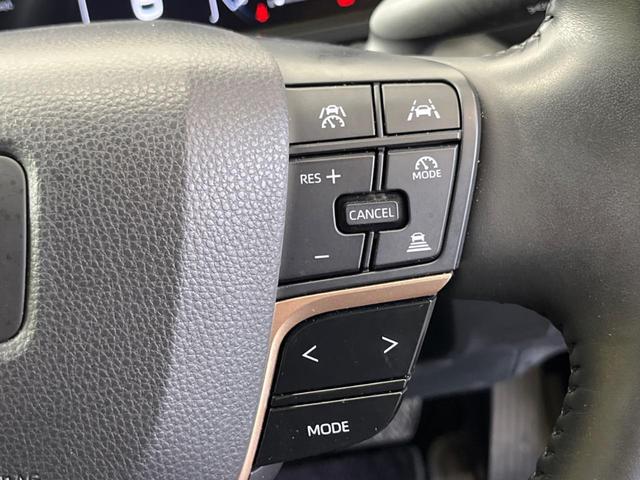 クラウンクロスオーバー Ｇレザーパッケージ　禁煙　純正１２．３型ディスプレイＴＶ　パノラミックビューモニタ　黒革　４眼ＬＥＤ　セーフティセンス　ブラインドスポットモニタ　純正２１インチＡＷ　パワーシート　ポジションメモリ　シートベンチレーション（30枚目）