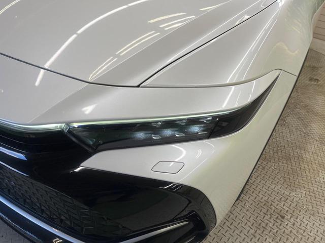 クラウンクロスオーバー Ｇレザーパッケージ　禁煙　純正１２．３型ディスプレイＴＶ　パノラミックビューモニタ　黒革　４眼ＬＥＤ　セーフティセンス　ブラインドスポットモニタ　純正２１インチＡＷ　パワーシート　ポジションメモリ　シートベンチレーション（54枚目）