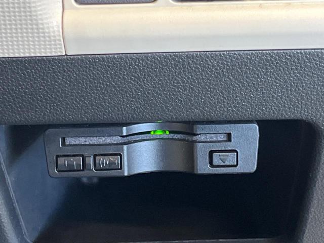 ムーヴキャンバス Ｌ　禁煙車　ナビＴＶ　バックカメラ　ＥＴＣ　両側スライドドア　キーレス　電動格納ドアミラー　ベンチシート　運転席アームレスト　プライバシーガラス　ＤＶＤ再生（5枚目）