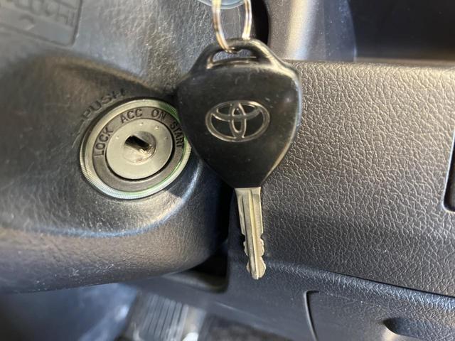 ヴォクシー X 禁煙車 後席モニター ディスプレイオーディオ バックカメラ ドラレコ スマートキー HIDヘッド ビルトインETC オートライト デュアルエアコン Bluetooth 電動格納ミラー(44枚目)