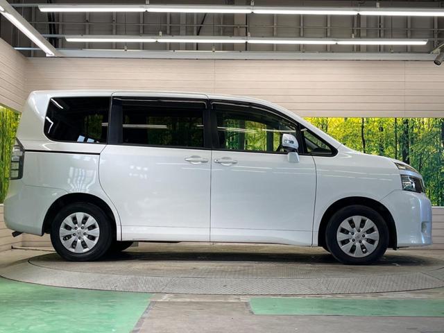 ヴォクシー X 禁煙車 後席モニター ディスプレイオーディオ バックカメラ ドラレコ スマートキー HIDヘッド ビルトインETC オートライト デュアルエアコン Bluetooth 電動格納ミラー(50枚目)