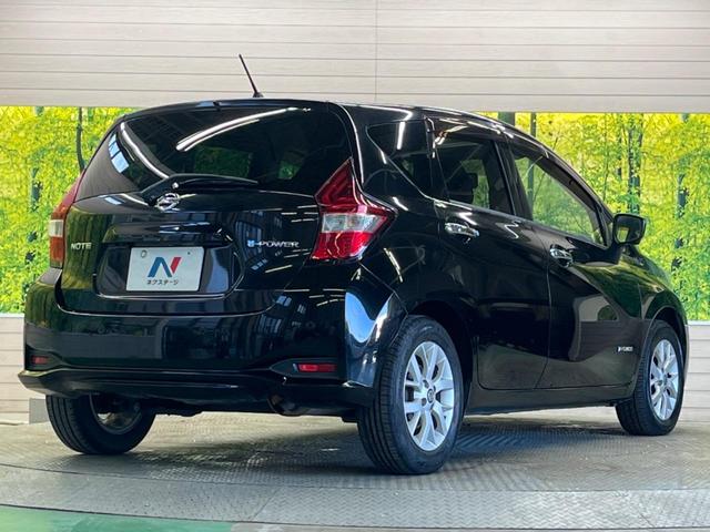 ノート ｅ－パワー　Ｘ　禁煙車　純正ナビフルセグ　アラウンドビューモニタ　ＬＥＤヘッド　衝突被害軽減　インテリジェントクルーズコントロール　フロント／バックソナー　ハイビームアシスト　ＥＴＣ　Ｂｌｕｅｔｏｏｔｈ（17枚目）