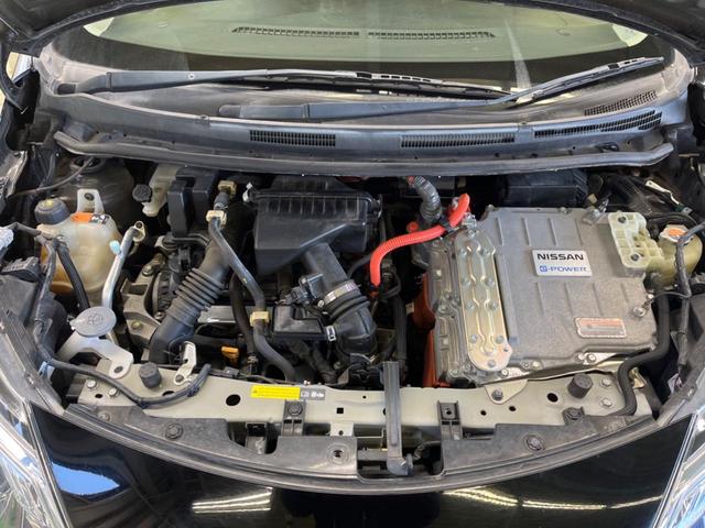 ノート ｅ－パワー　Ｘ　禁煙車　純正ナビフルセグ　アラウンドビューモニタ　ＬＥＤヘッド　衝突被害軽減　インテリジェントクルーズコントロール　フロント／バックソナー　ハイビームアシスト　ＥＴＣ　Ｂｌｕｅｔｏｏｔｈ（19枚目）