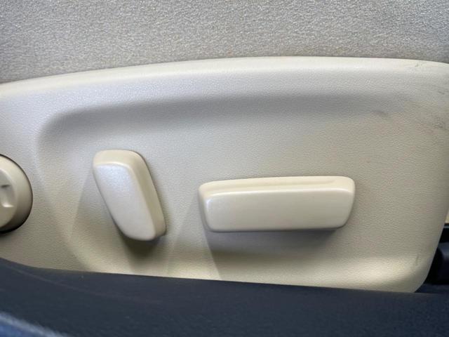 クラウンハイブリッド ロイヤルサルーン アドバンストPKG 禁煙車 メーカー8型ナビTV バックカメラ プリクラッシュ レーダークルーズ インテリジェントクリアランスソナー HIDヘッド 純正16インチAW 前席パワーシート ETC(8枚目)