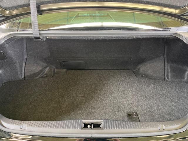 クラウンハイブリッド ロイヤルサルーン アドバンストPKG 禁煙車 メーカー8型ナビTV バックカメラ プリクラッシュ レーダークルーズ インテリジェントクリアランスソナー HIDヘッド 純正16インチAW 前席パワーシート ETC(11枚目)